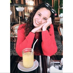 Meet your Posher, Melissa